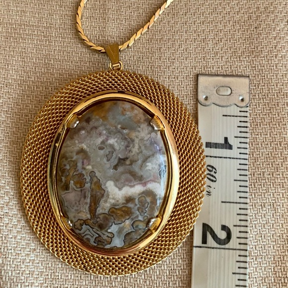 26" Gold Necklace with Agate - Picture 5 of 8